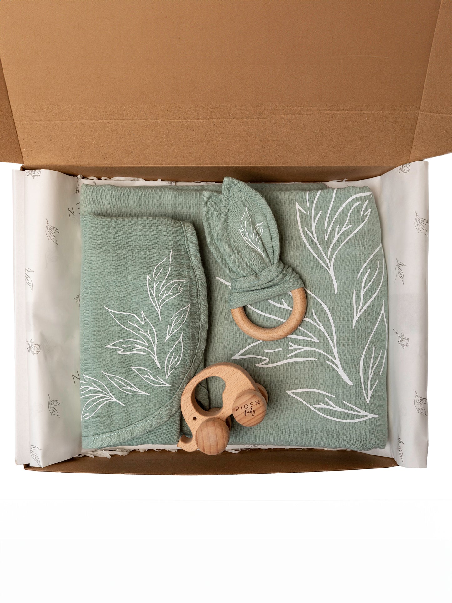 100% Organic Cotton Essential Baby Gift Set