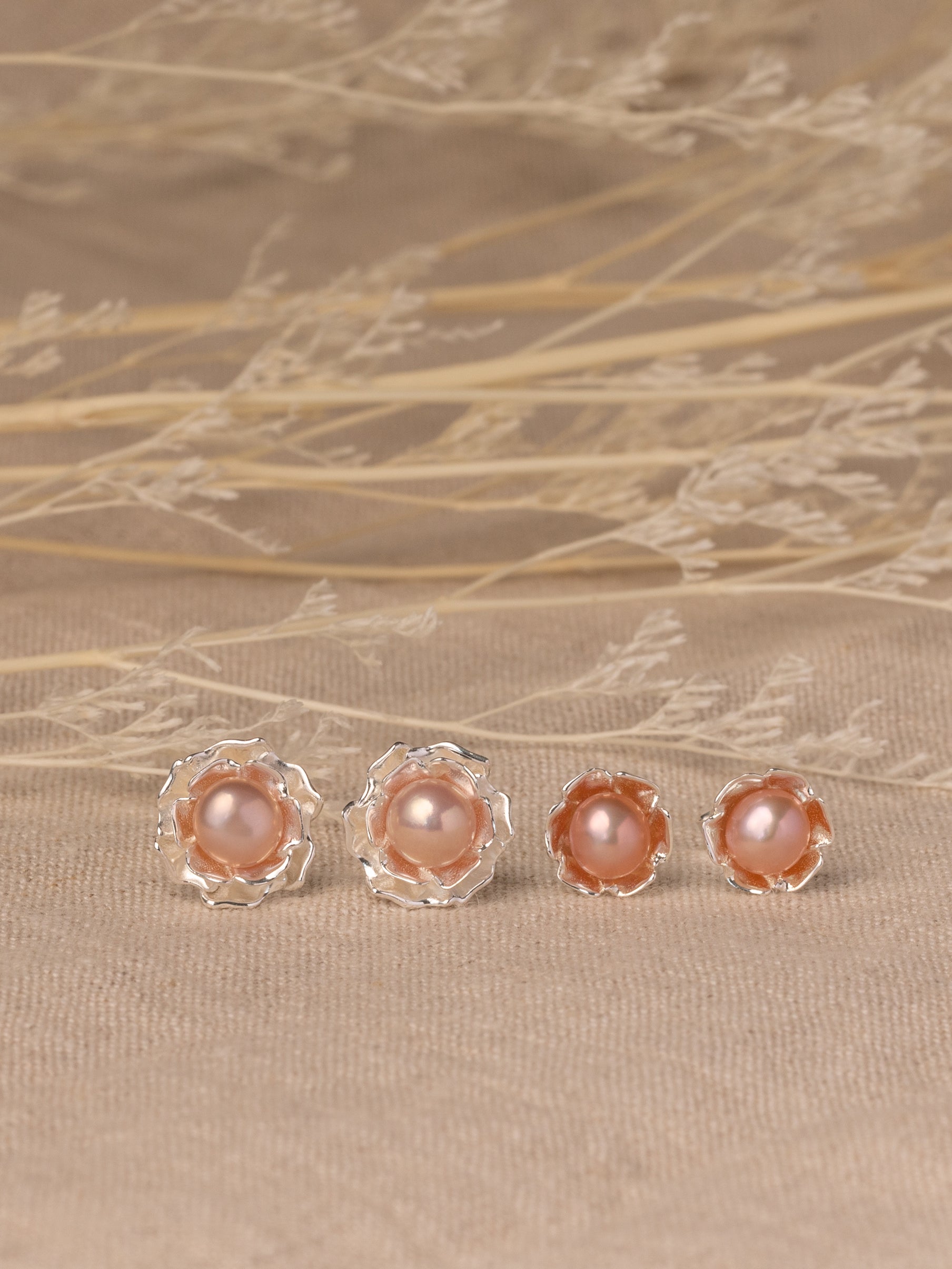 Purity Medium Stud Earring - PIOEN Lifestyle