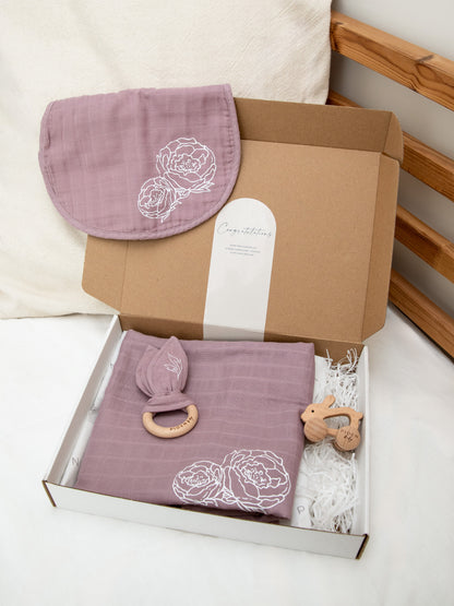 100% Organic Cotton Essential Baby Gift Set