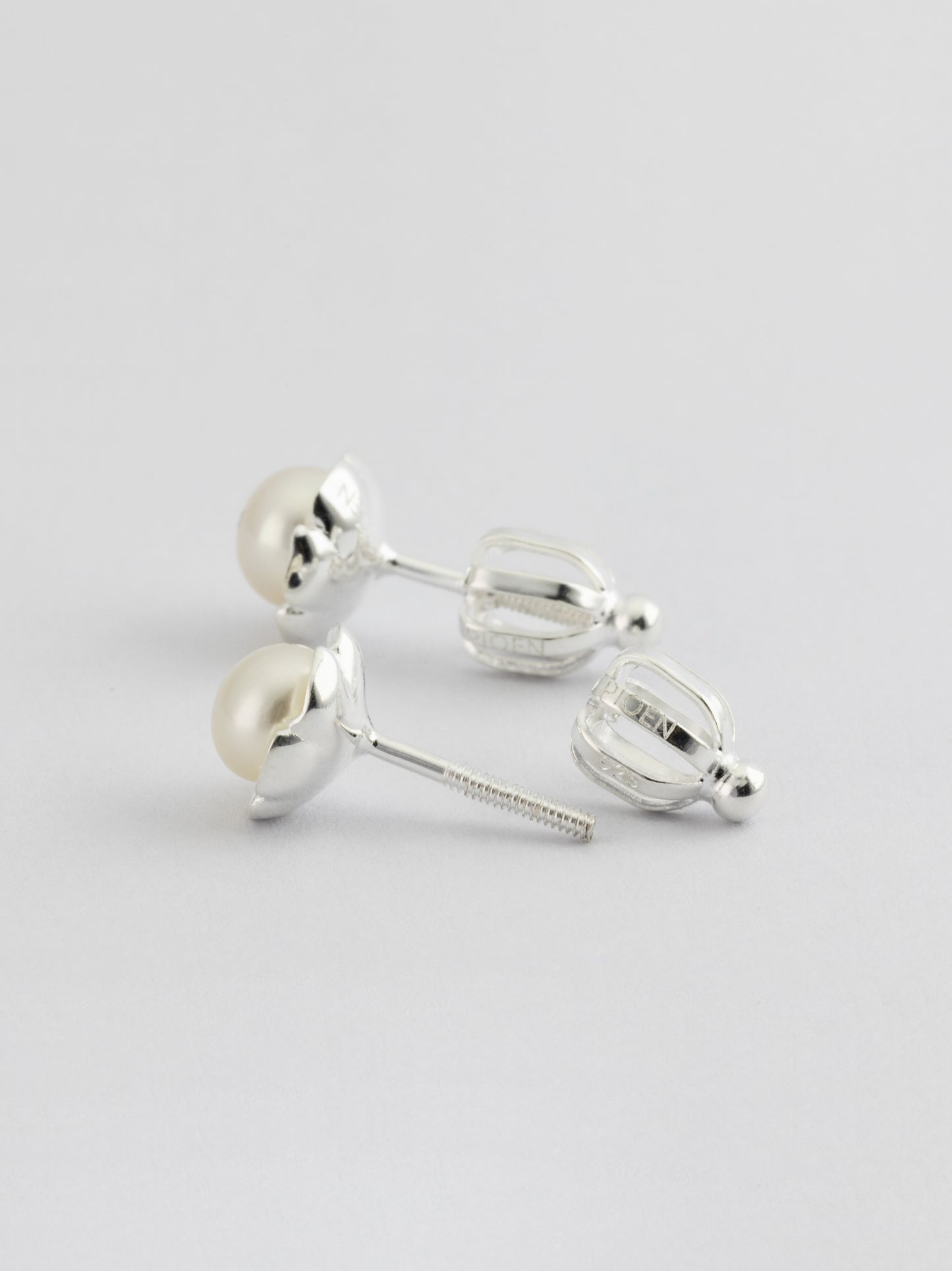 Bloom Stud Earring - PIOEN Lifestyle